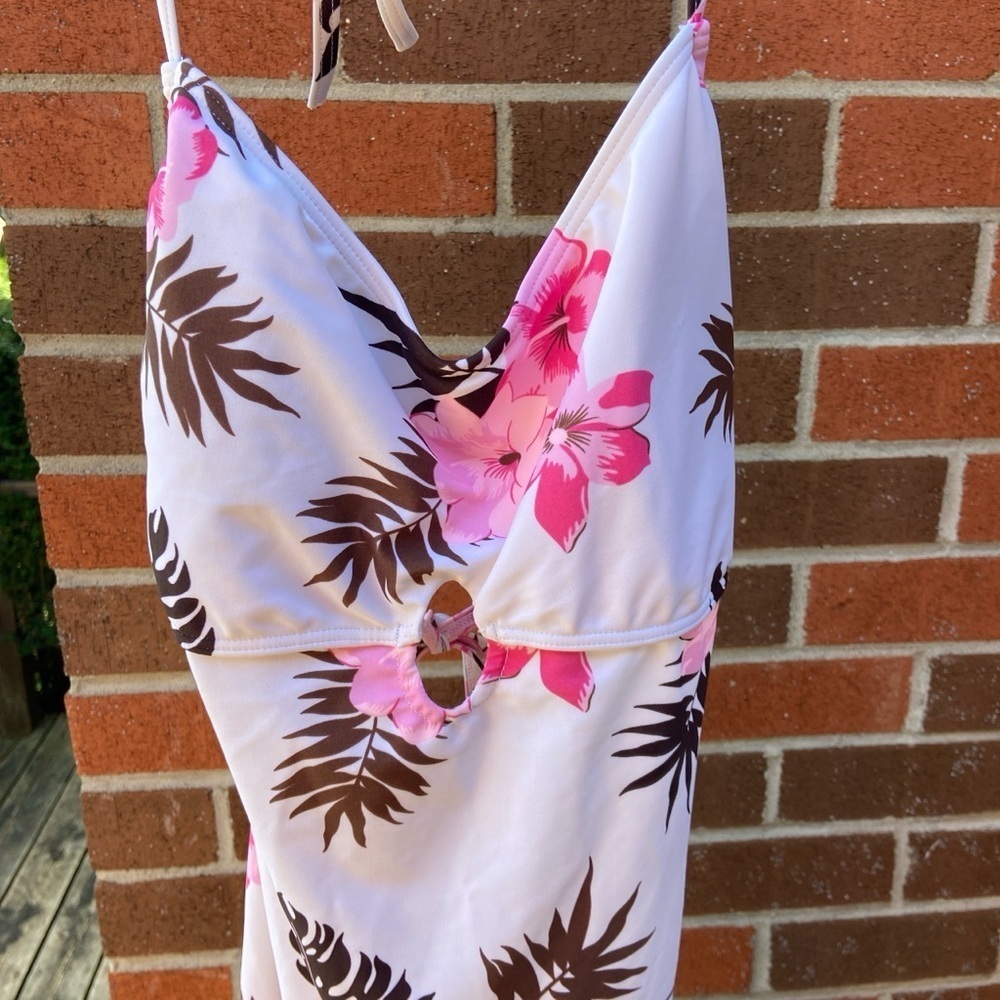 Floral Print Open Back Halter Swim Dress - Picture 2 of 5